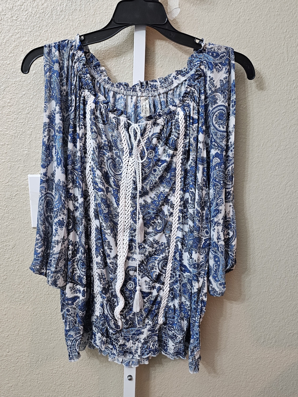 PerSeption Concept Blue and White Paisley Off-Shoulder Peasant Blouse XL